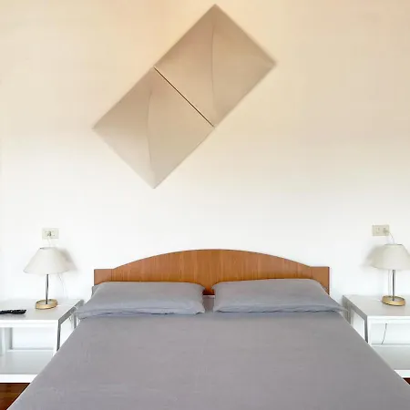 Appartamento Stunning Facing Tremezzo